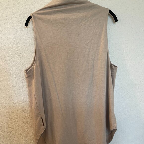 Leith Mock Neck Sleeveless Top in Oatmeal - Picture 2 of 6